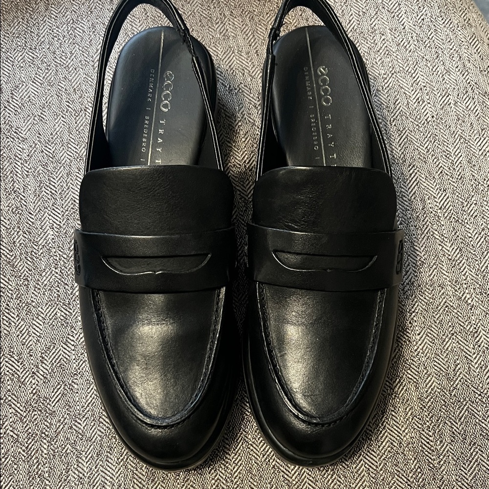 New ECCO Women’s Black Slip-On Loafers, 39 (8) - Picture 2 of 5